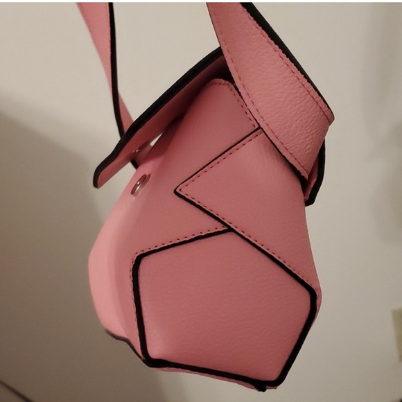 French Connection “Nina” Belt bag - Picture 1 of 3